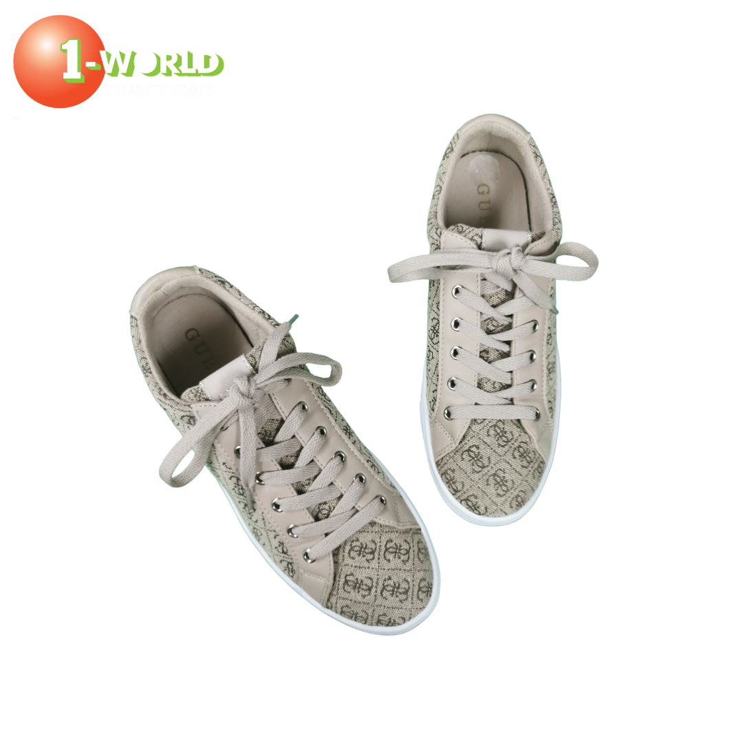 Guess Sneaker - US 9