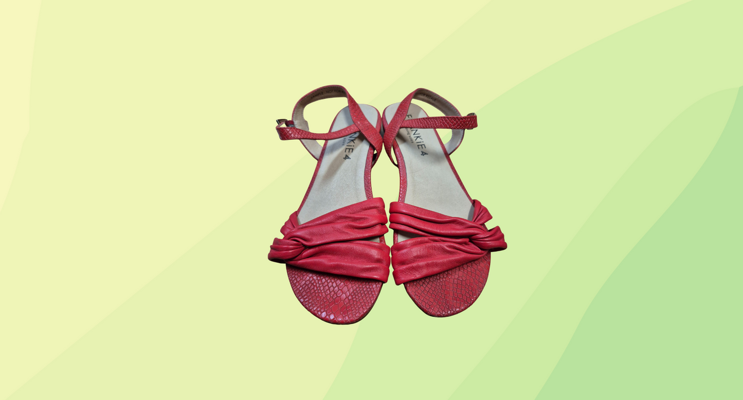 Frankie4 Sandal - Size 7 - Red