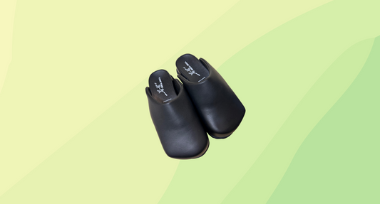 Yume Yume Truck Slides - Size 36 - Black