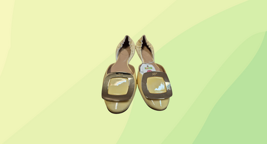 Rogar Vivier Patent Leather Ballet Shoe - Size 35 - Pale Yellow