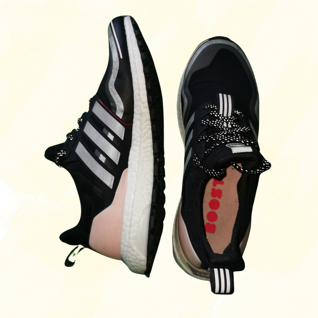 Adidas Ultraboost - Pink accents - US10
