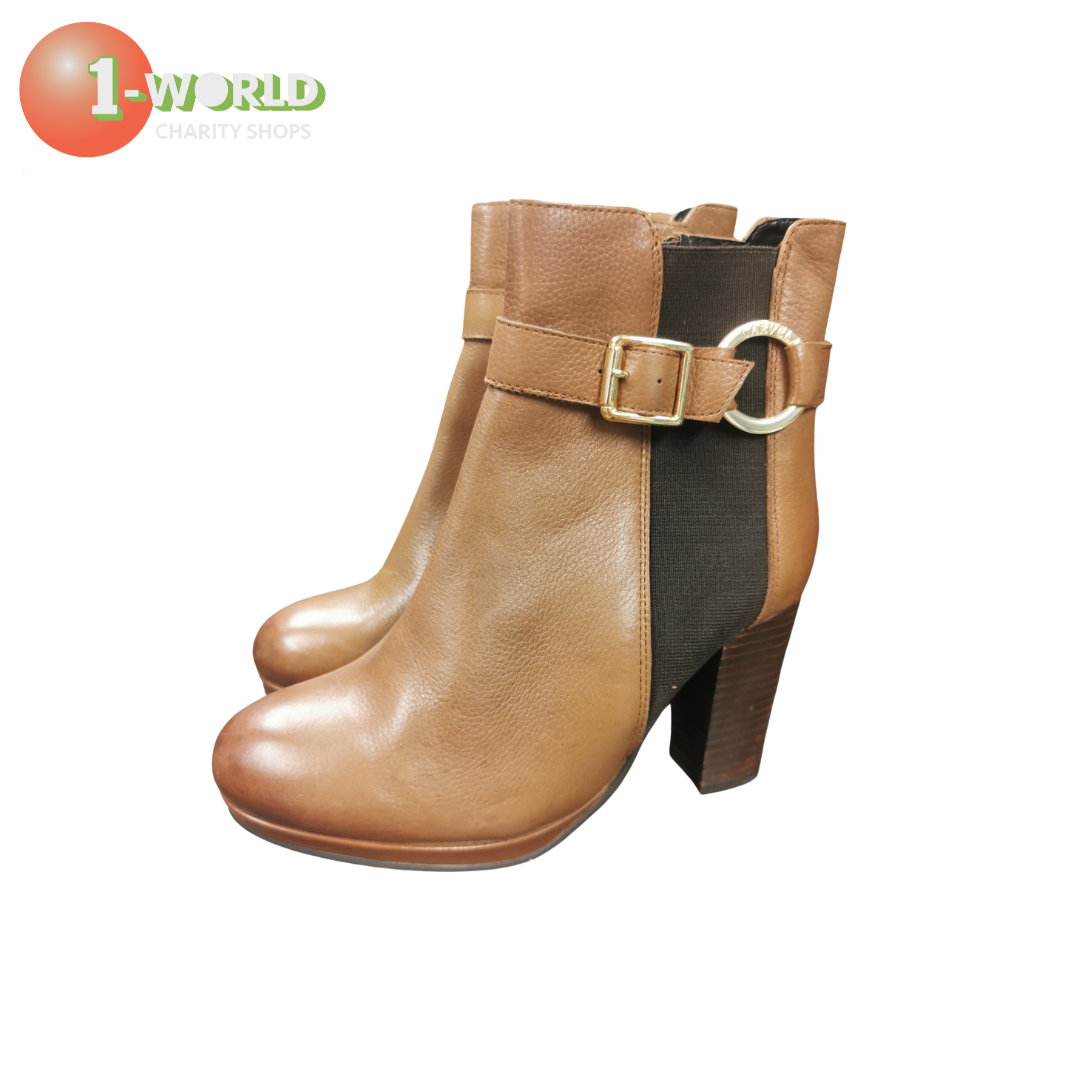 Carvella Ankle Boot - EU 37