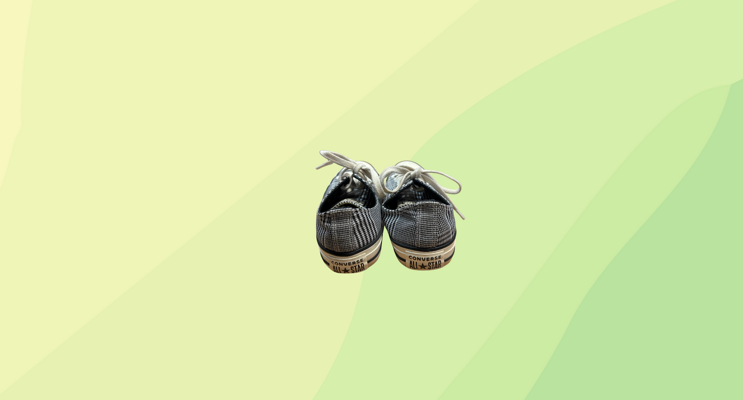 Converse Chuck Taylor All Star Low Tops - US 7 - Black/White