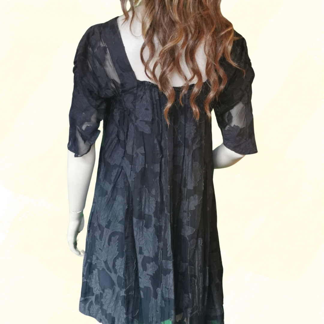 BCBG Maxazria Silk Dress burnout pattern - Size 4 - Black