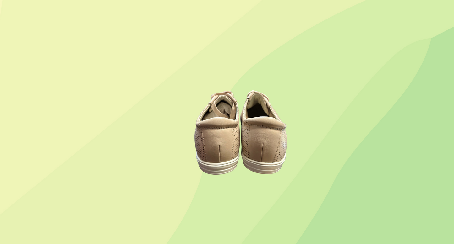 Frankie4 Nat II Leather Sneaker RRP $244.95 - Size 13 - Pink Blush