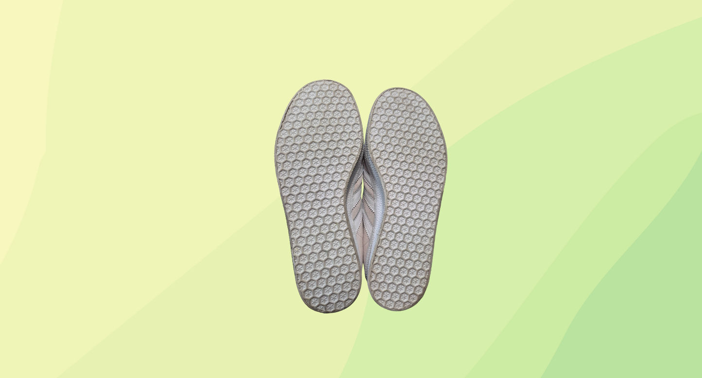 Adidas Sneaker - US 5 - White