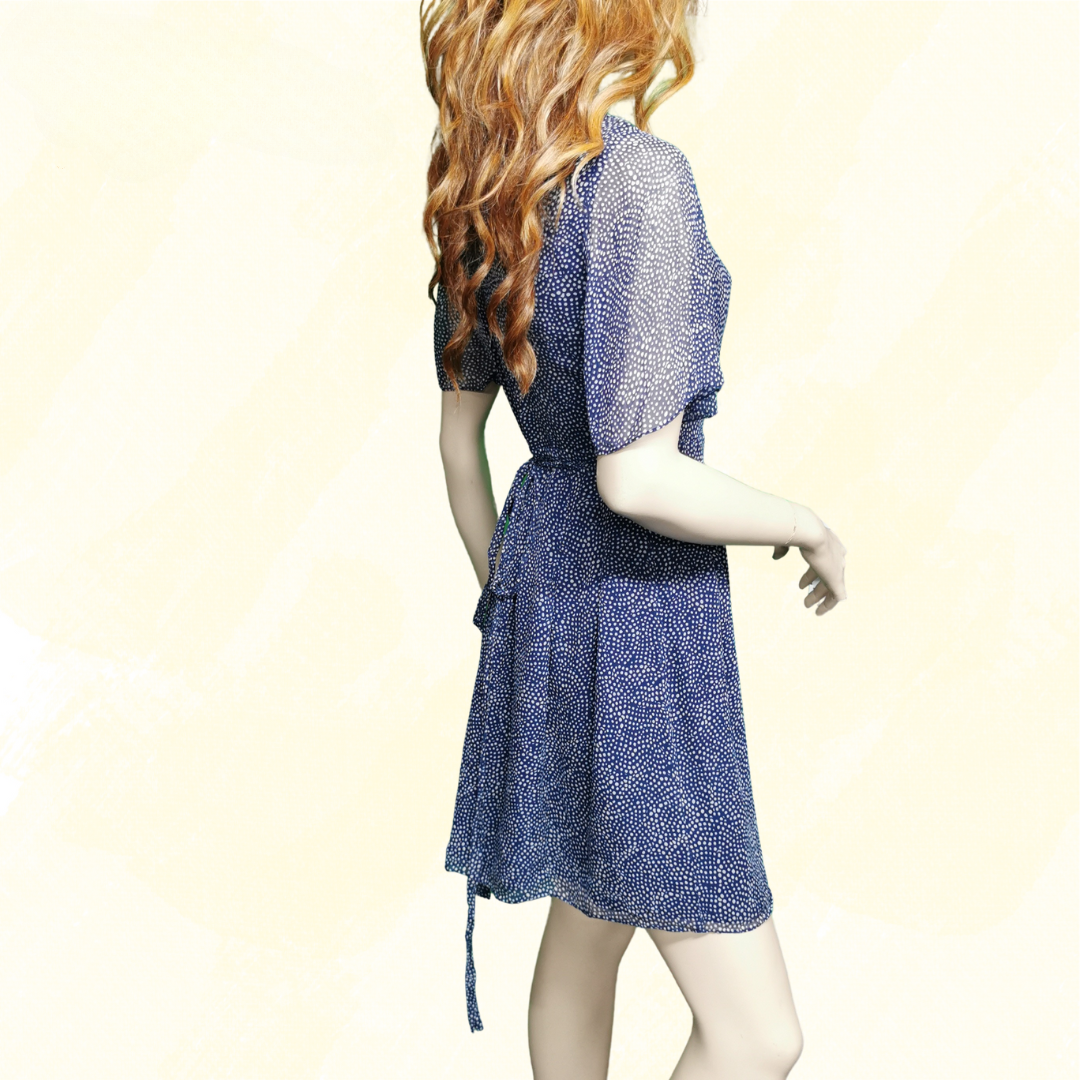 Diane von Furstenberg wrap Dress - Size 4 - Navy and white polkadots