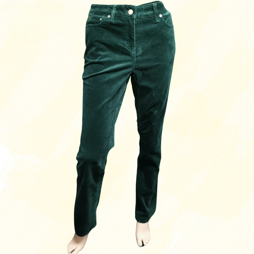 David Lawrence Straight Leg Cord Jeans - Size 9 - Green