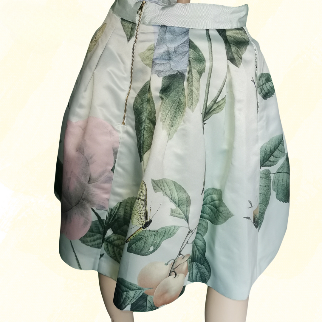 Ted Baker Full Skirt - Size 2 - Green Floral