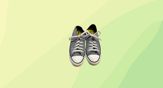 Converse Chuck Taylor All Star Low Tops - US 7 - Black/White