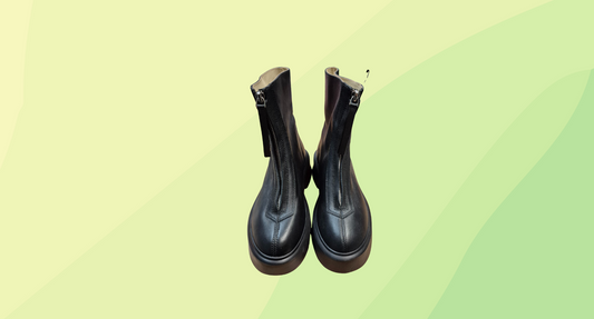 The Row Smooth Leather Zipped Boots - Size 36 - Black