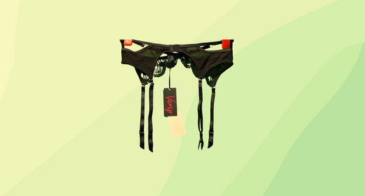 Vamp Anya Suspender - Size 10 - Black