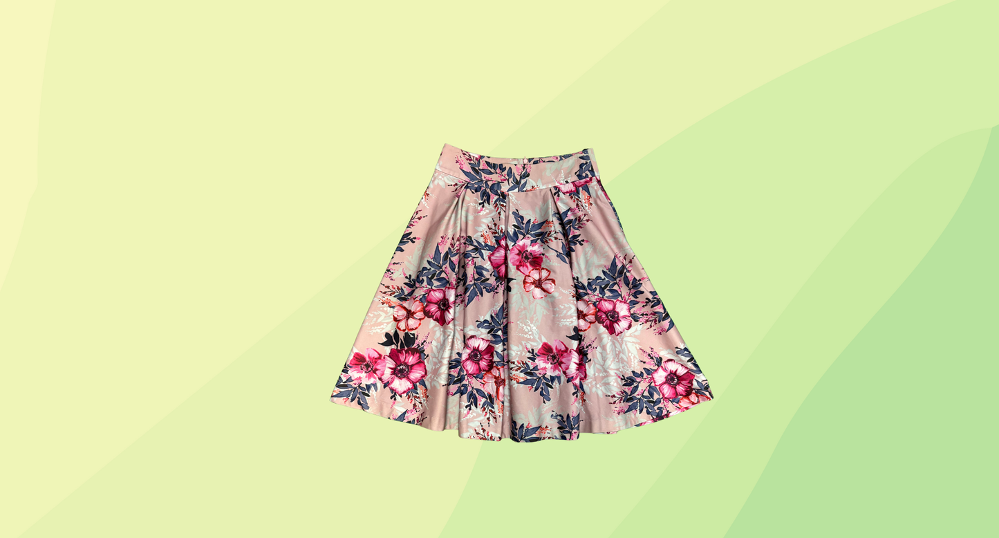 Review Boutique Floral Skirt RRP $189.99 - Size 10 - Pink