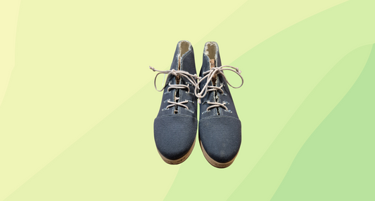 Slowers Linen Shoe RRP$225 - Size 37 - Navy