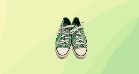Converse Chuck Taylor All Star Low Tops - M6 W8 - Green