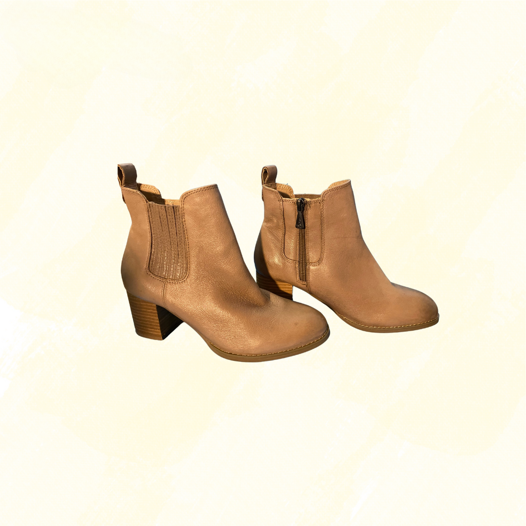 Hush Puppies Boots - Tan - 7.5