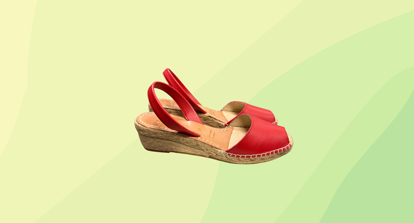 Ria Menorca Low Espadrille Wedge RRP $189.95 - Size 37 - Red
