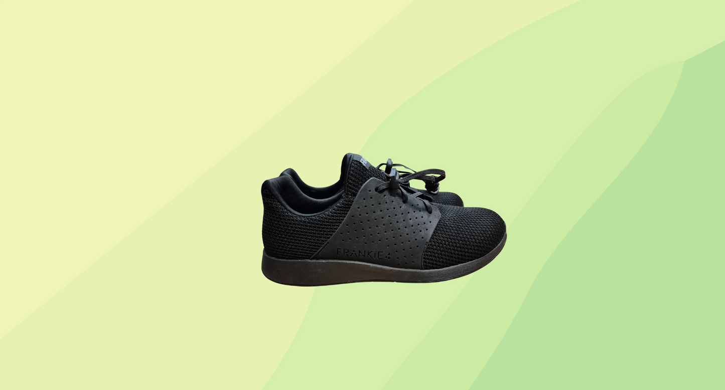 Frankie4 Trixie II Sneaker - Size 7 - Black