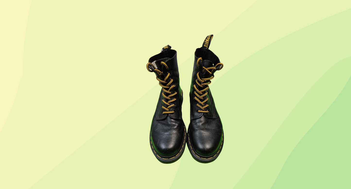 Dr Martens Boots - Size 39 - Black