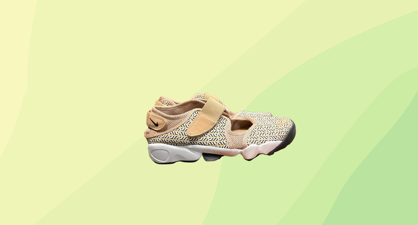 Nike Air Rift 'United in Victory' Sneaker - US 11 - Brown/Black