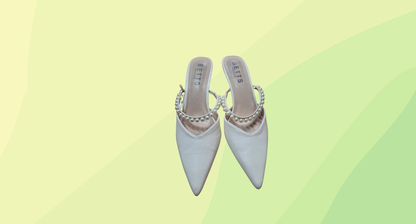 Betts Jasmine Slides - Size 7 - Ivory