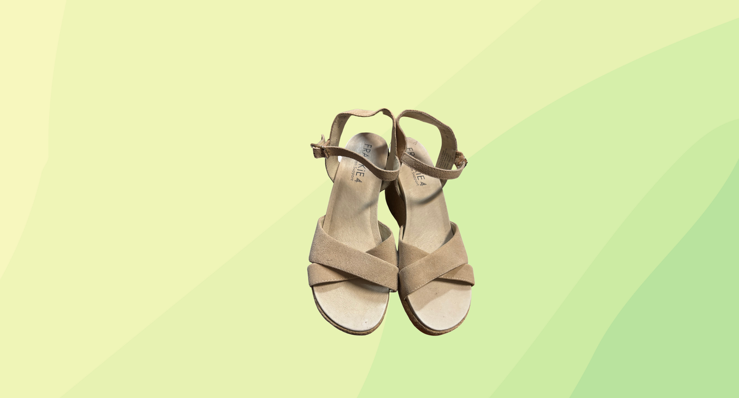 Frankie4 Alyce Wedge - Size 8.5 - Natural