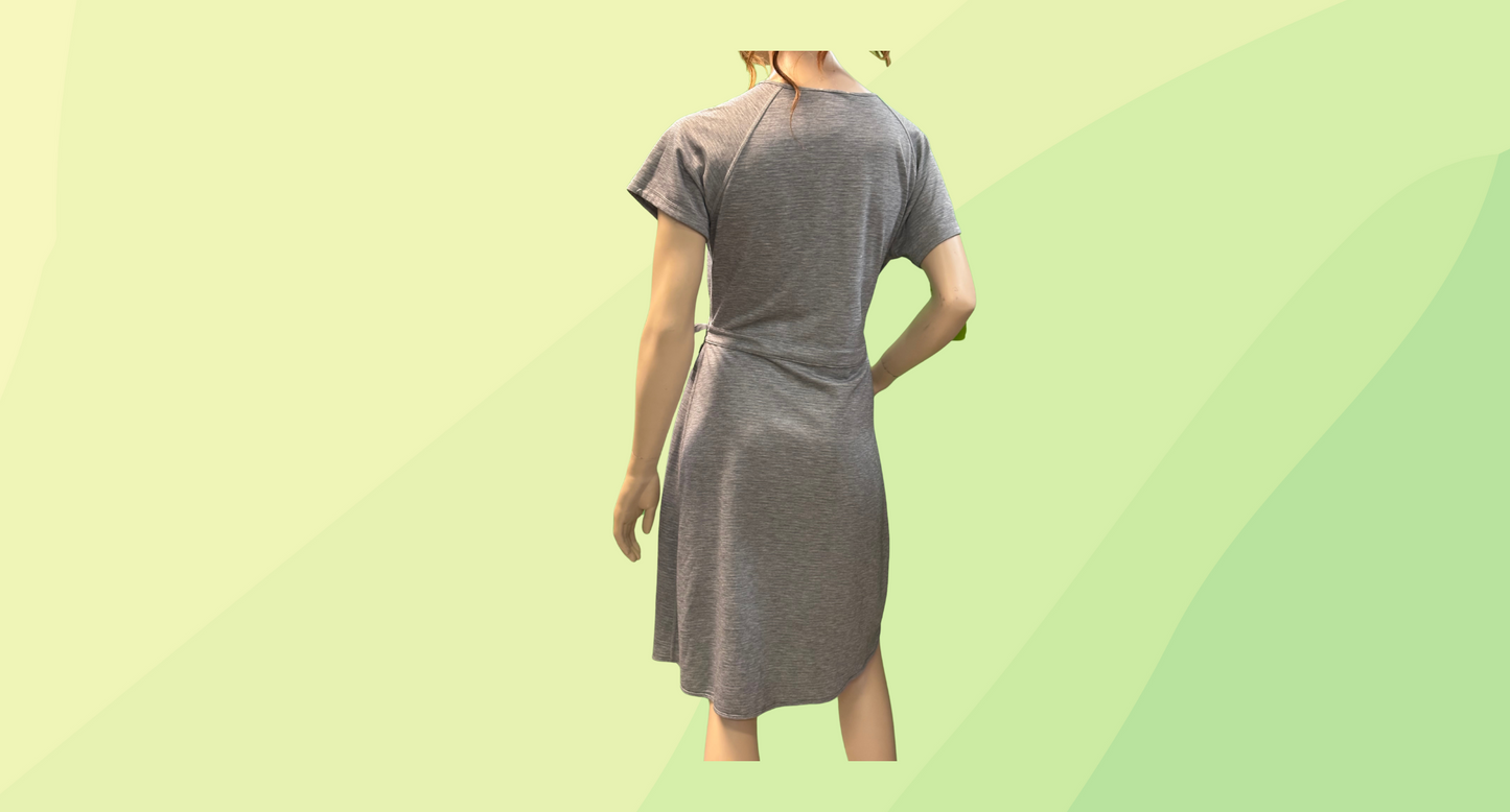 Kathmandu Adapt Reversible Wrap Dress RRP $179.98 - Size 16 - Grey Marle/Stripe
