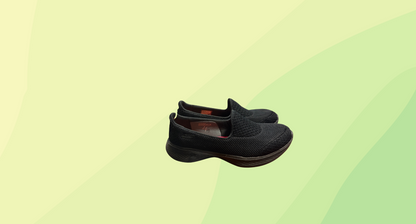 Skechers GoWalk 4 Propel - Size 7 - Black