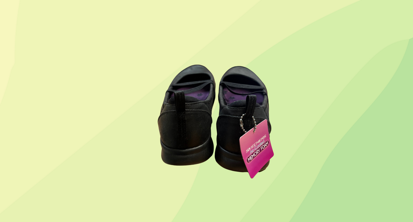 Skechers Classic Fit Slip On-Memory Foam - US11 - Black