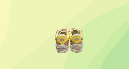 Nike Shadow Sneaker - US 7 - Soft Pink