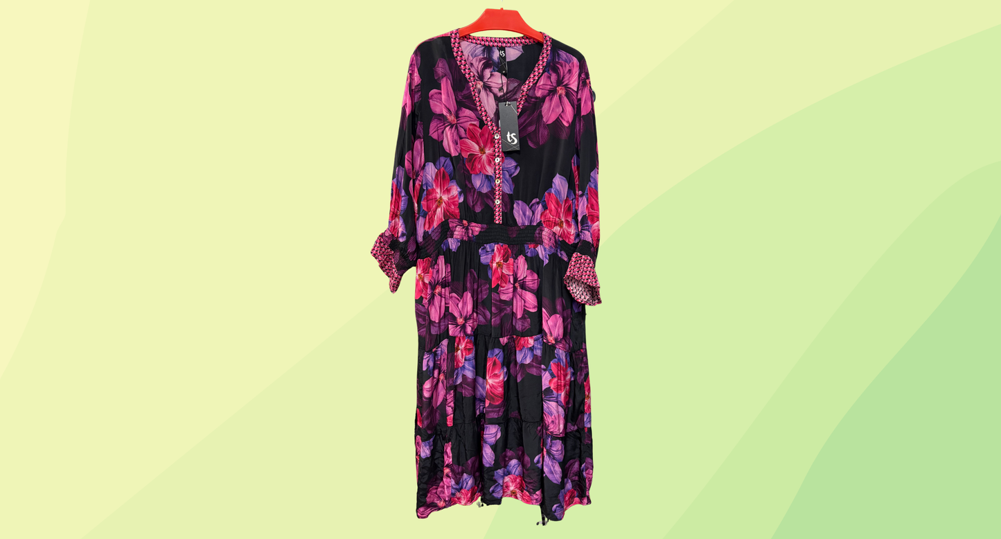 Taking Shape Natural Magenta Haze Dress RRP $179.95 - Size 20 - Sugar Plum