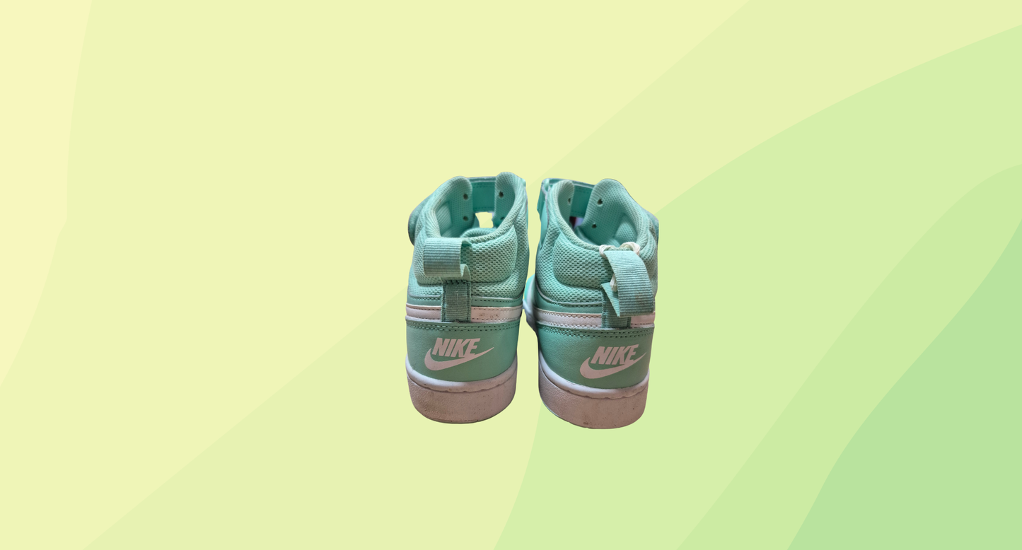 Nike Court Borough Mid 2 GS - US 6Y - Emerald Rise