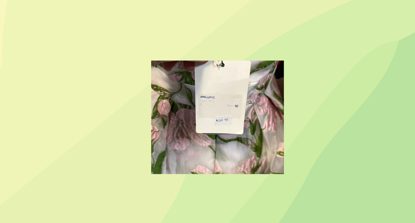 Romance by Honey & Beau Sophie Maxi Dress RRP $245.95 - Size 10 - White/Floral