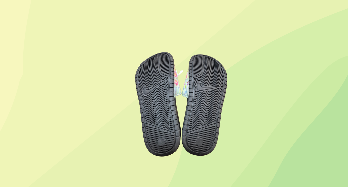 Nike Slides - US 6 - Tropical