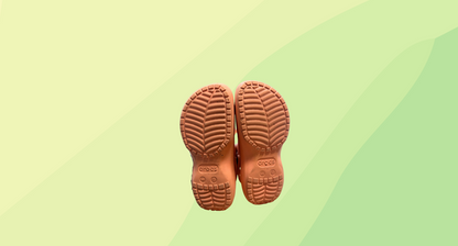 Crocs Womens Classic Clog - Size 9 - Peach
