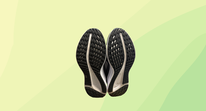 Nike Mens Quest 5 Sneakers - US 9 - Black