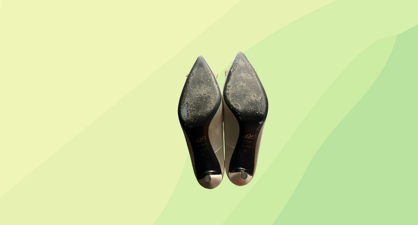 Roger Vivier Efflorescence Pumps in Satin - Size 35 - Silver