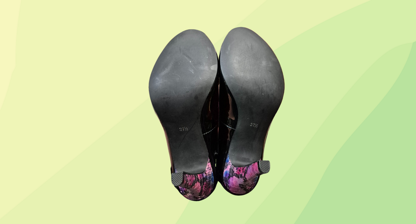 Shoes of Prey Patent Leather Pump - Size 37.5 - Black/Metallic Pink