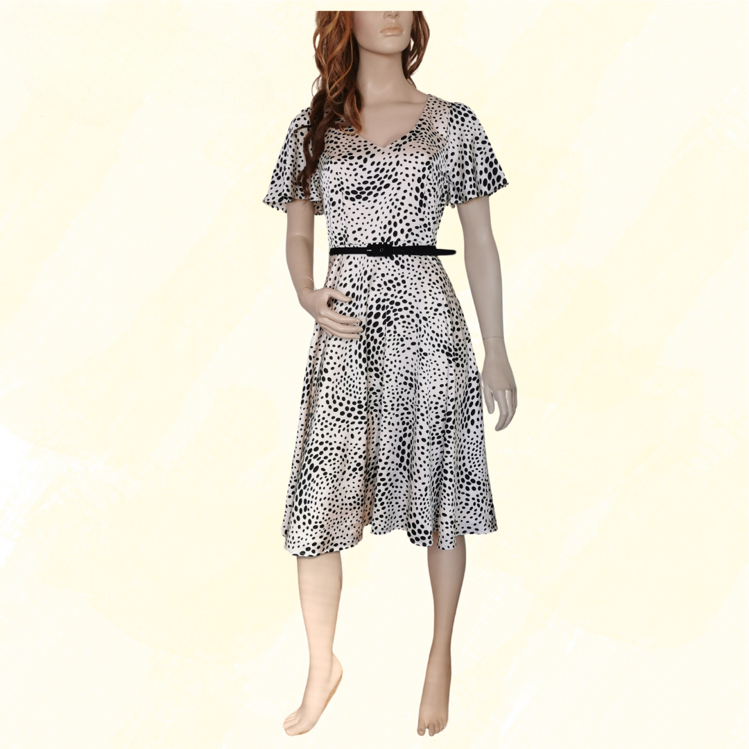 Review Dress with belt - 10 - Cream/Black Spot